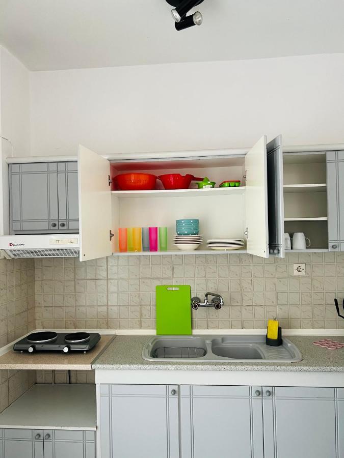 Atlantis Apartments เนอาวรัสนา ภายนอก รูปภาพ