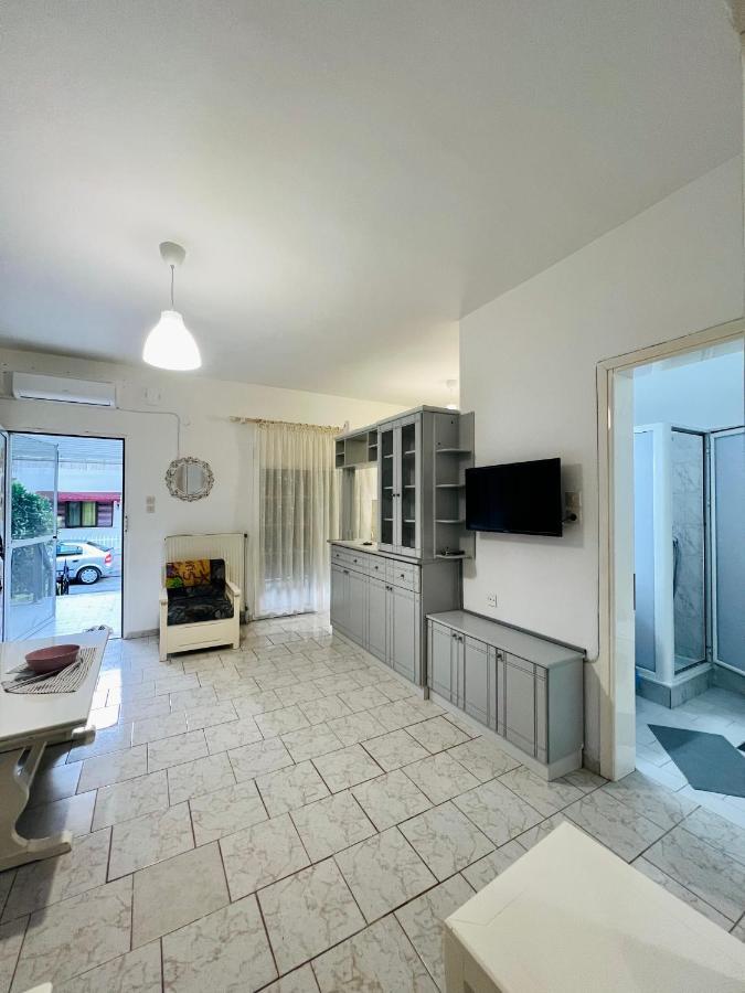 Atlantis Apartments เนอาวรัสนา ภายนอก รูปภาพ