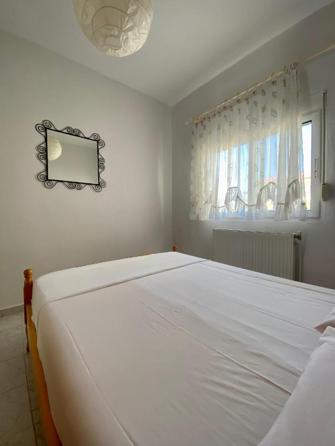 Atlantis Apartments เนอาวรัสนา ภายนอก รูปภาพ