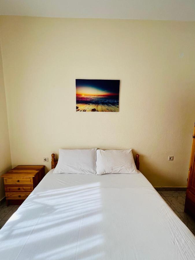 Atlantis Apartments เนอาวรัสนา ภายนอก รูปภาพ